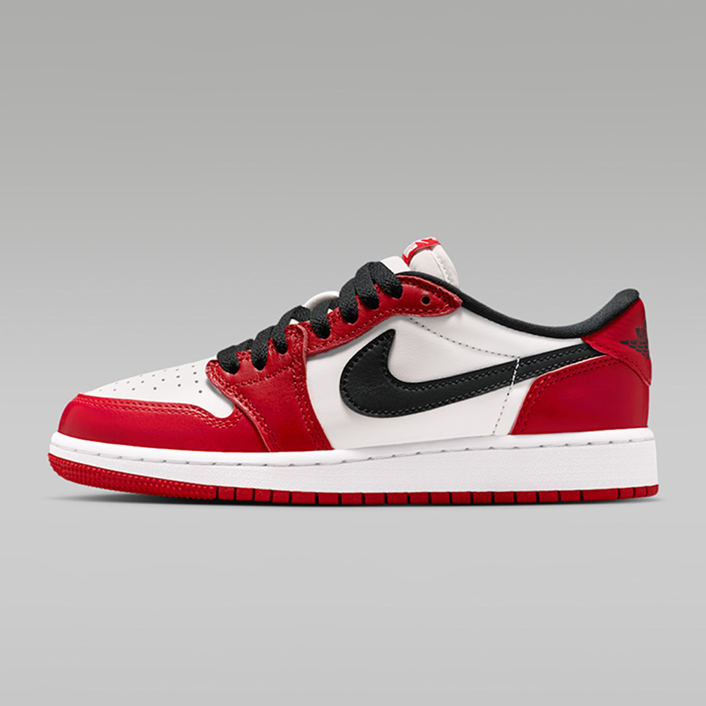 NIKE/耐克双旦礼女子AJ1RETRO LOW OG BG篮球鞋HQ6999600