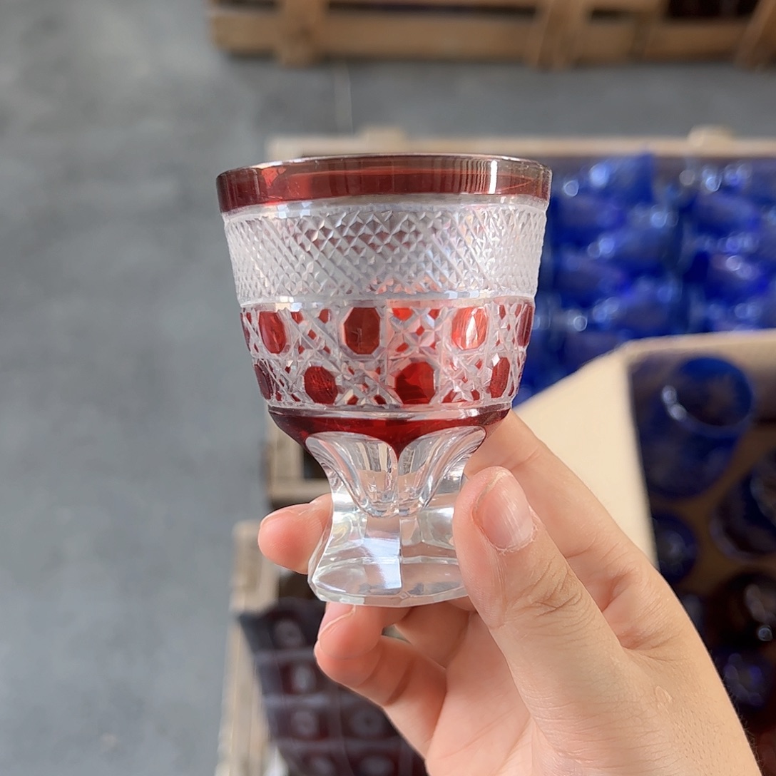 水晶玻璃平底款微瑕一个