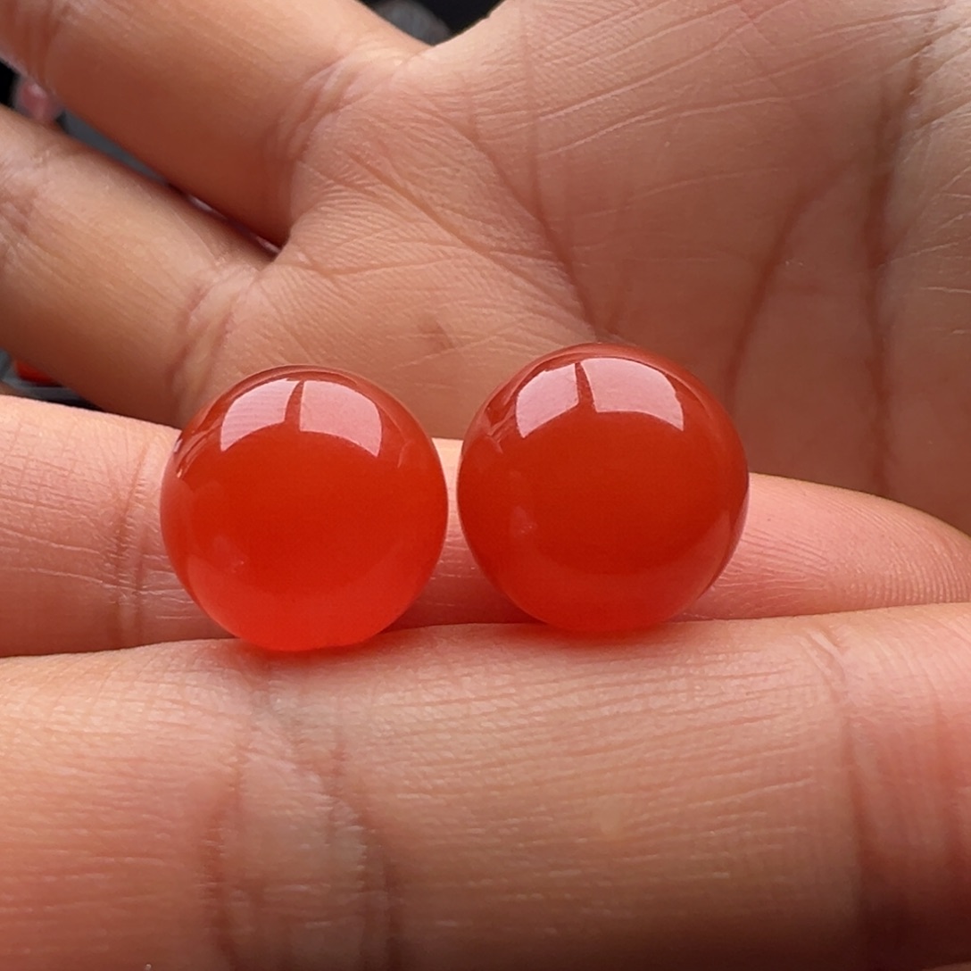 南红玛瑙未镶嵌圆珠13.2一对