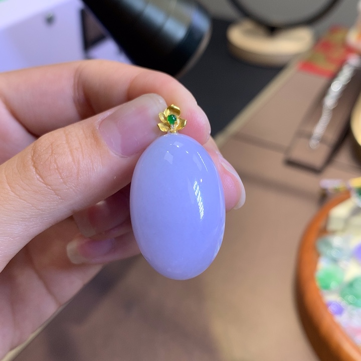 颈饰18K金镶嵌翡翠翡翠