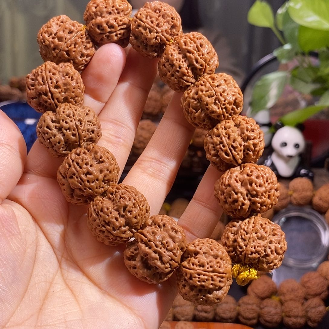 金刚菩提手串绅*甄选一号梅花23mm