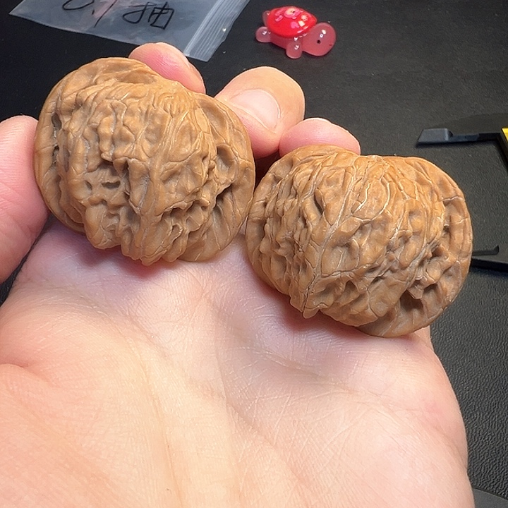 把件文玩核桃磨盘狮子头核桃文玩