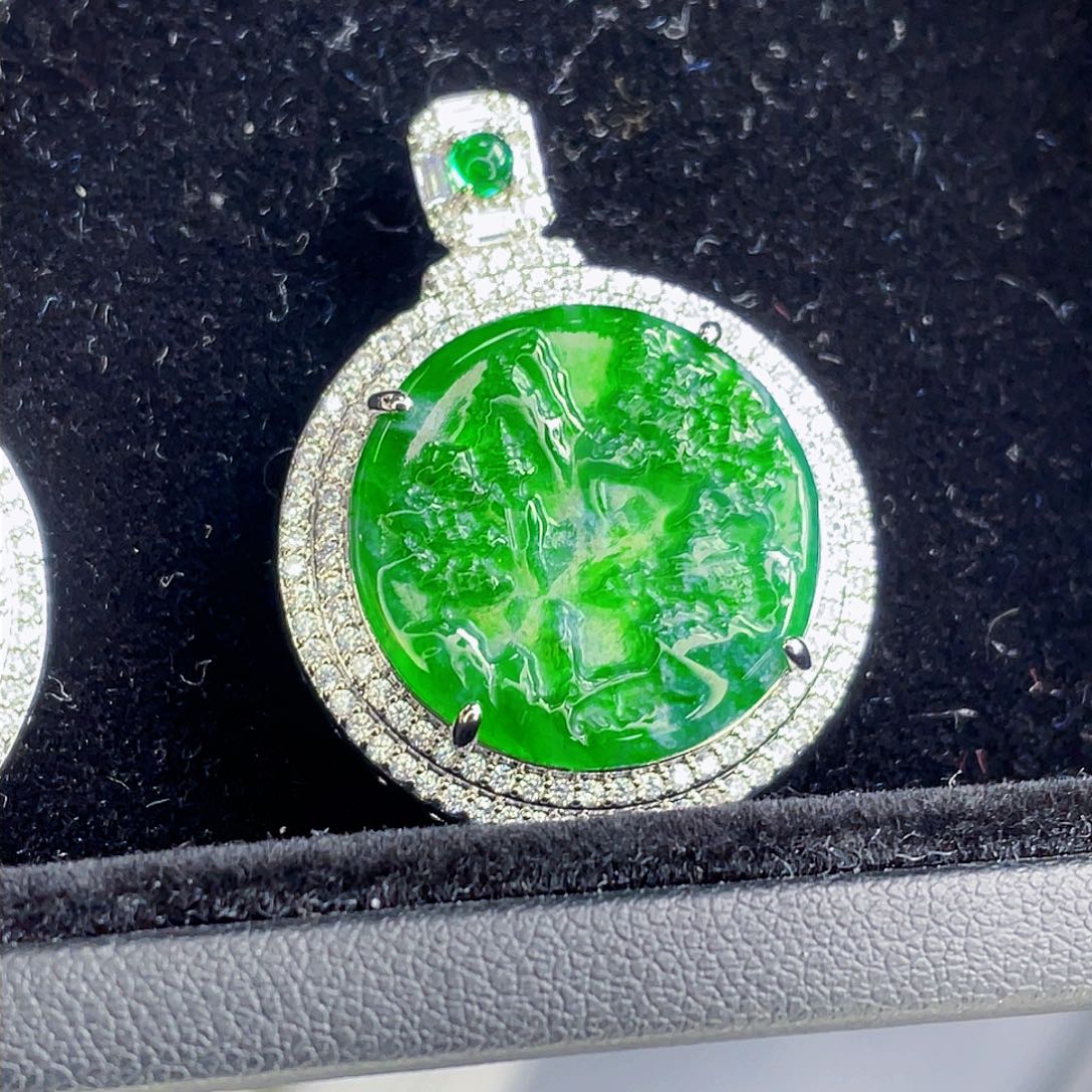 翡翠吊坠(不含链)未镶嵌