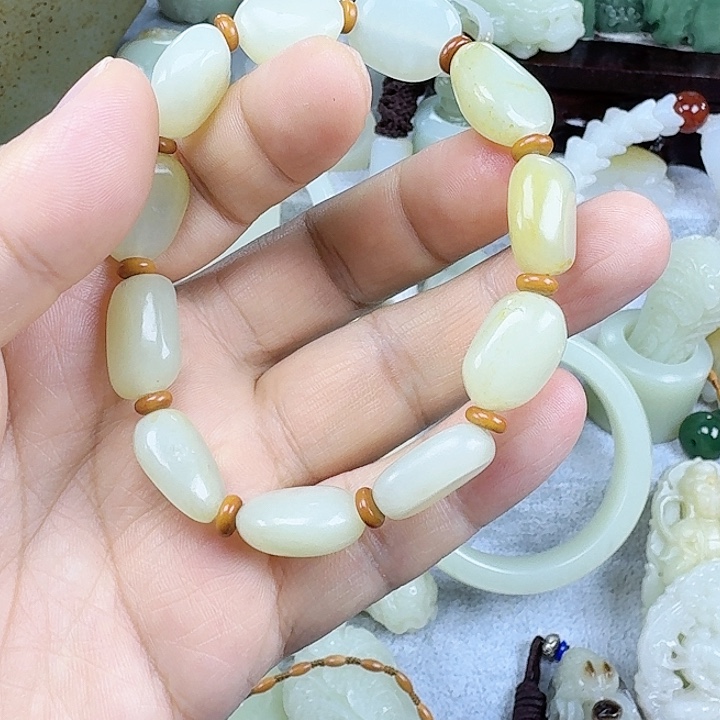 手链未镶嵌和田玉（糖玉）