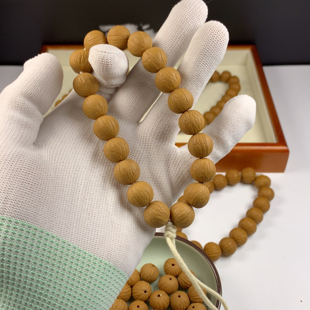 猴头核桃手串诠**然聚宝盆