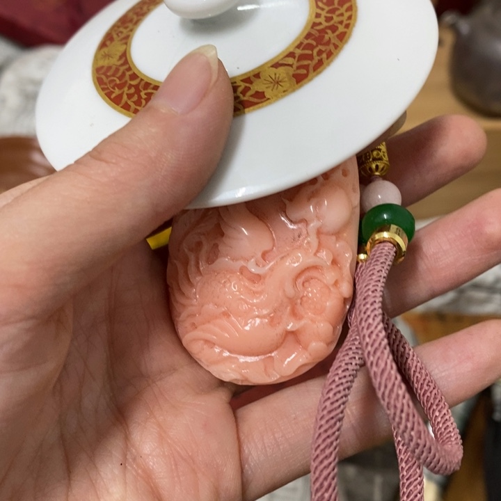 瓷片哈中古工艺品一件