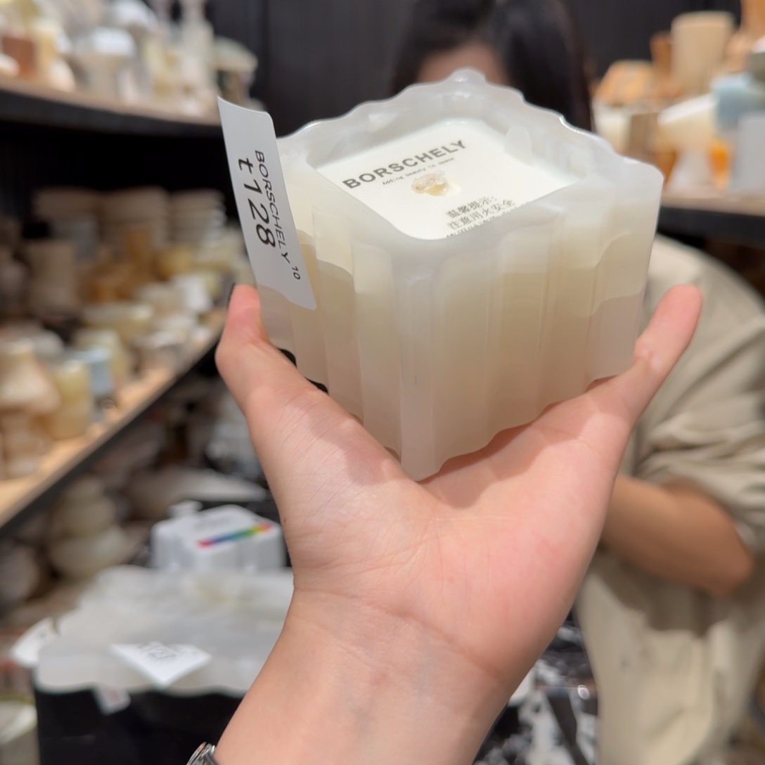 大理石t128。  两个亿。    