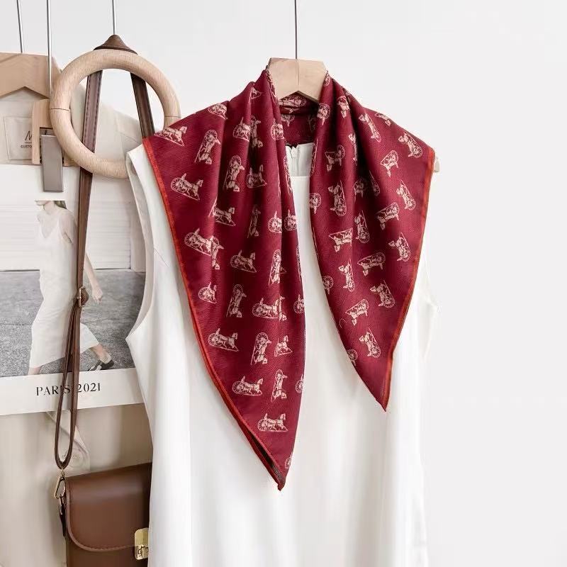 【红蓝马车】 68X68双面复古丝毛混纺2025年早秋新款长方巾围巾