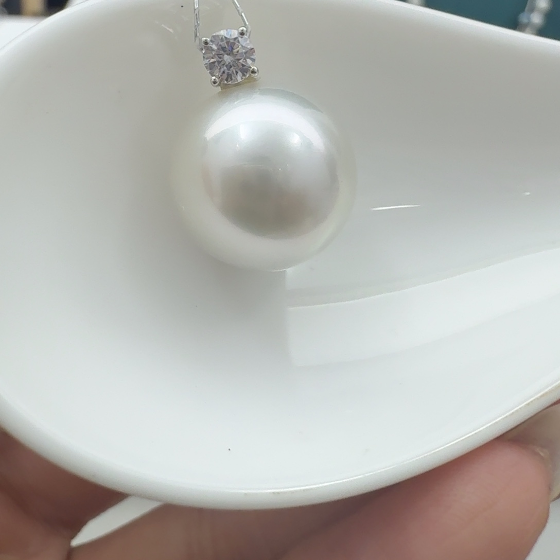 颈饰未镶嵌海水珍珠