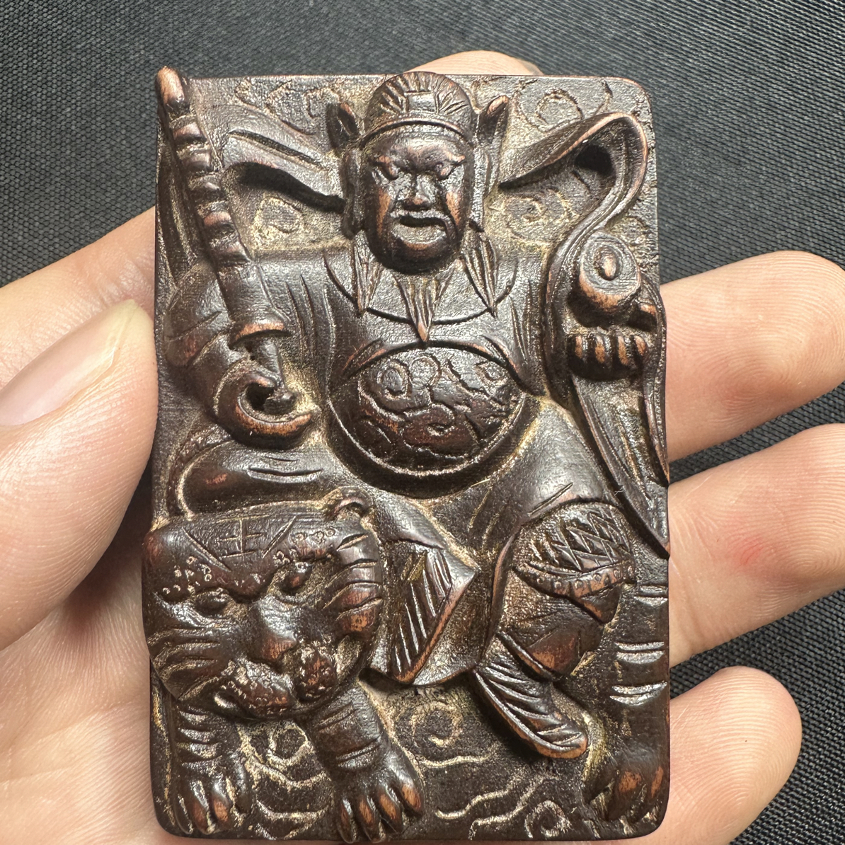 雷击木双面雕工小吊牌