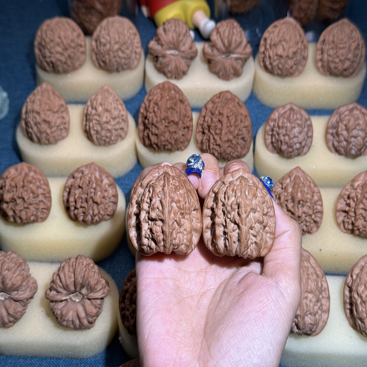 41全品三角白文玩核桃