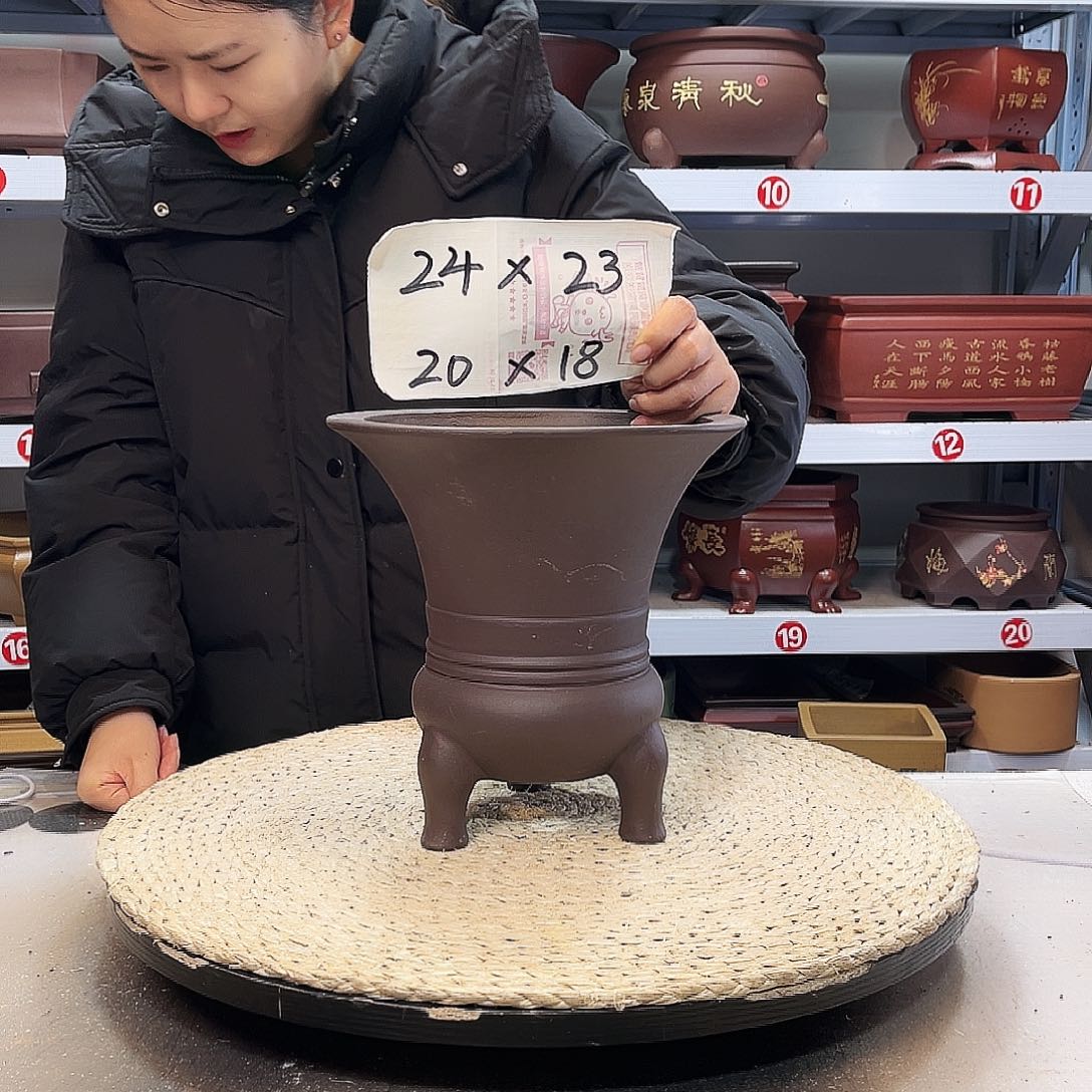 紫砂花盆紫砂花盆