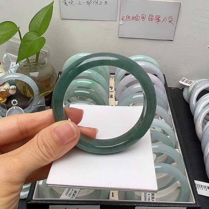 平***翡翠未镶嵌手镯52.7正圈