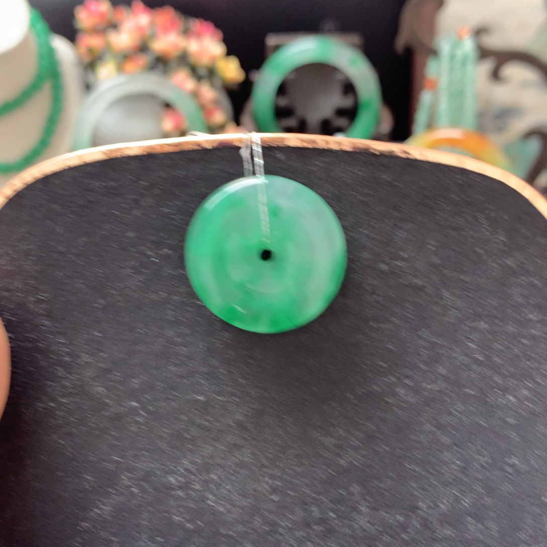 石英质玉吊坠(不含链)未镶嵌