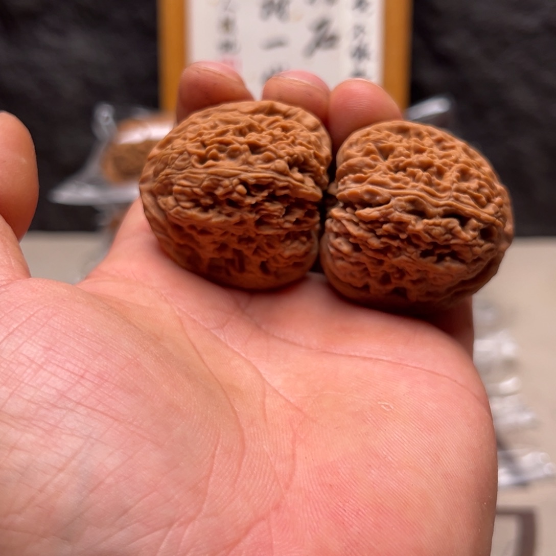木***偶文玩核桃把件南疆42