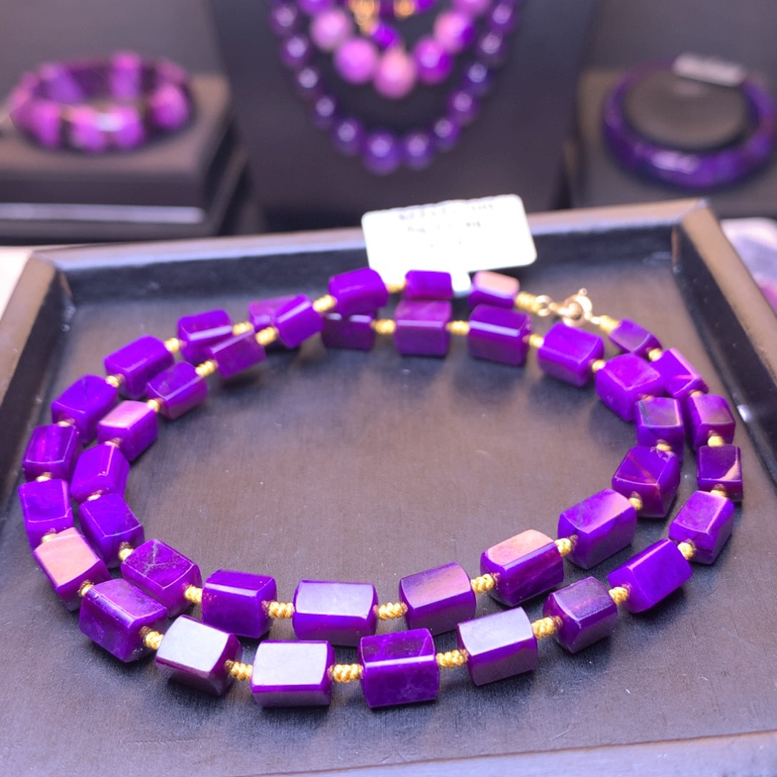 苏纪石（舒俱来）项链18K金镶嵌