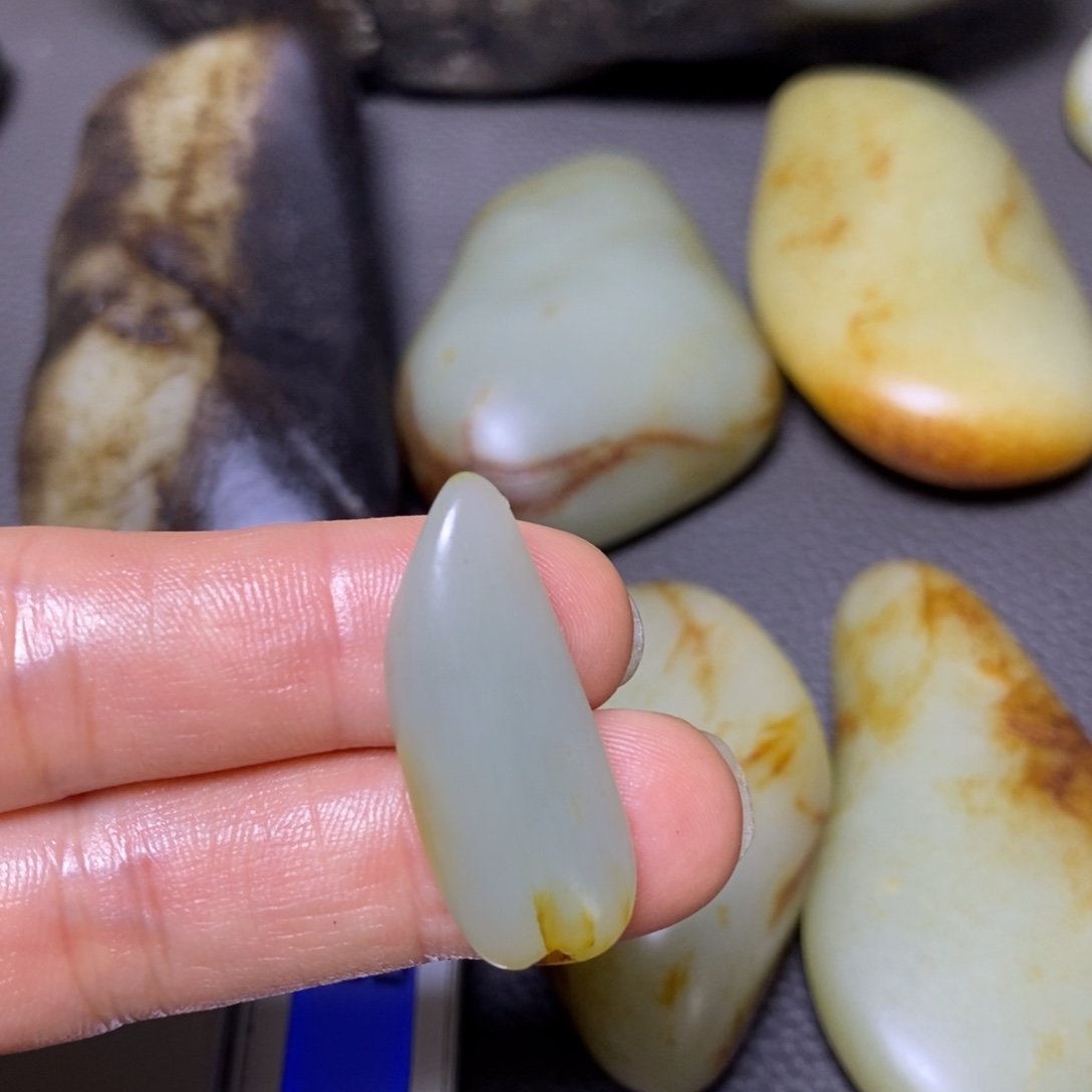 未镶嵌和田玉挂件