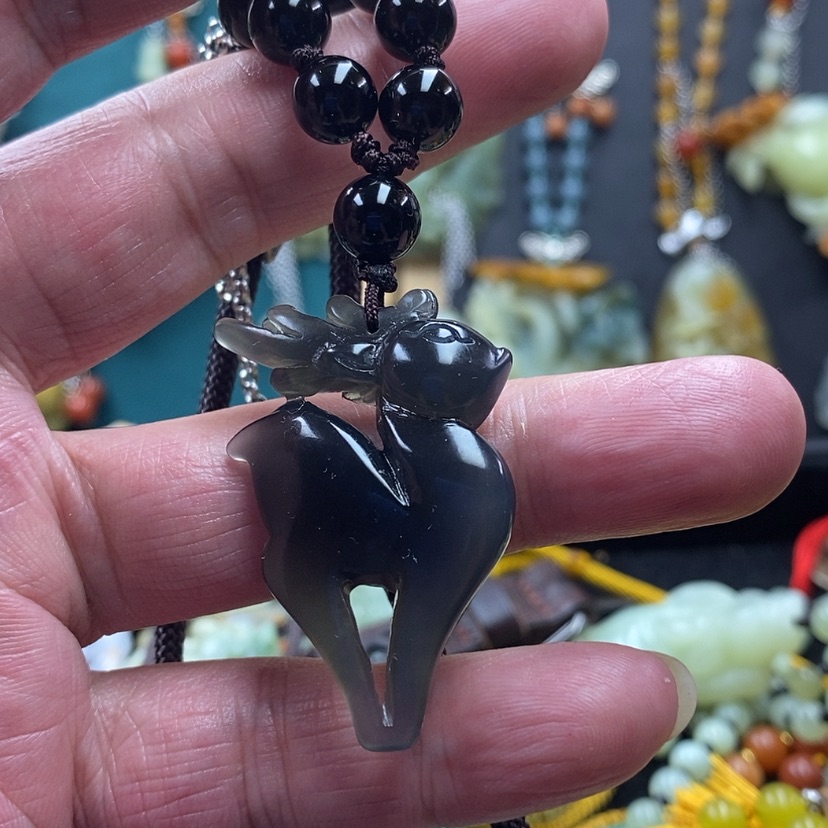 【闪购商品】蛇纹石玉吊坠未镶嵌