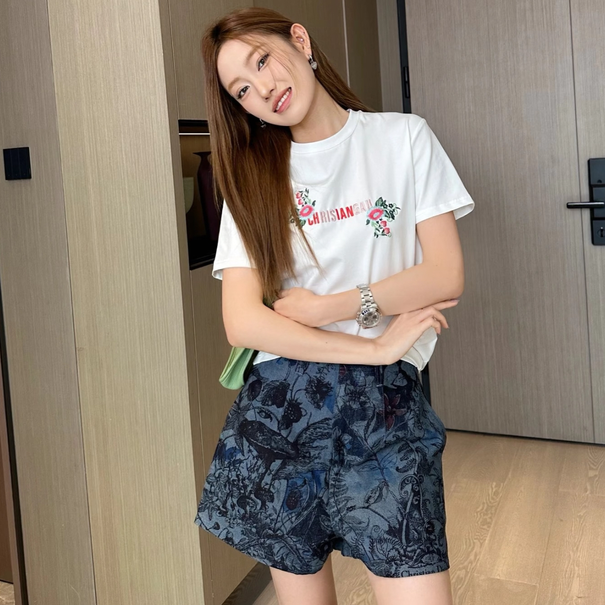 99新 DIOR/迪奥 aa3111 棉 限款爱丽丝梦游仙境印花短裤 36码