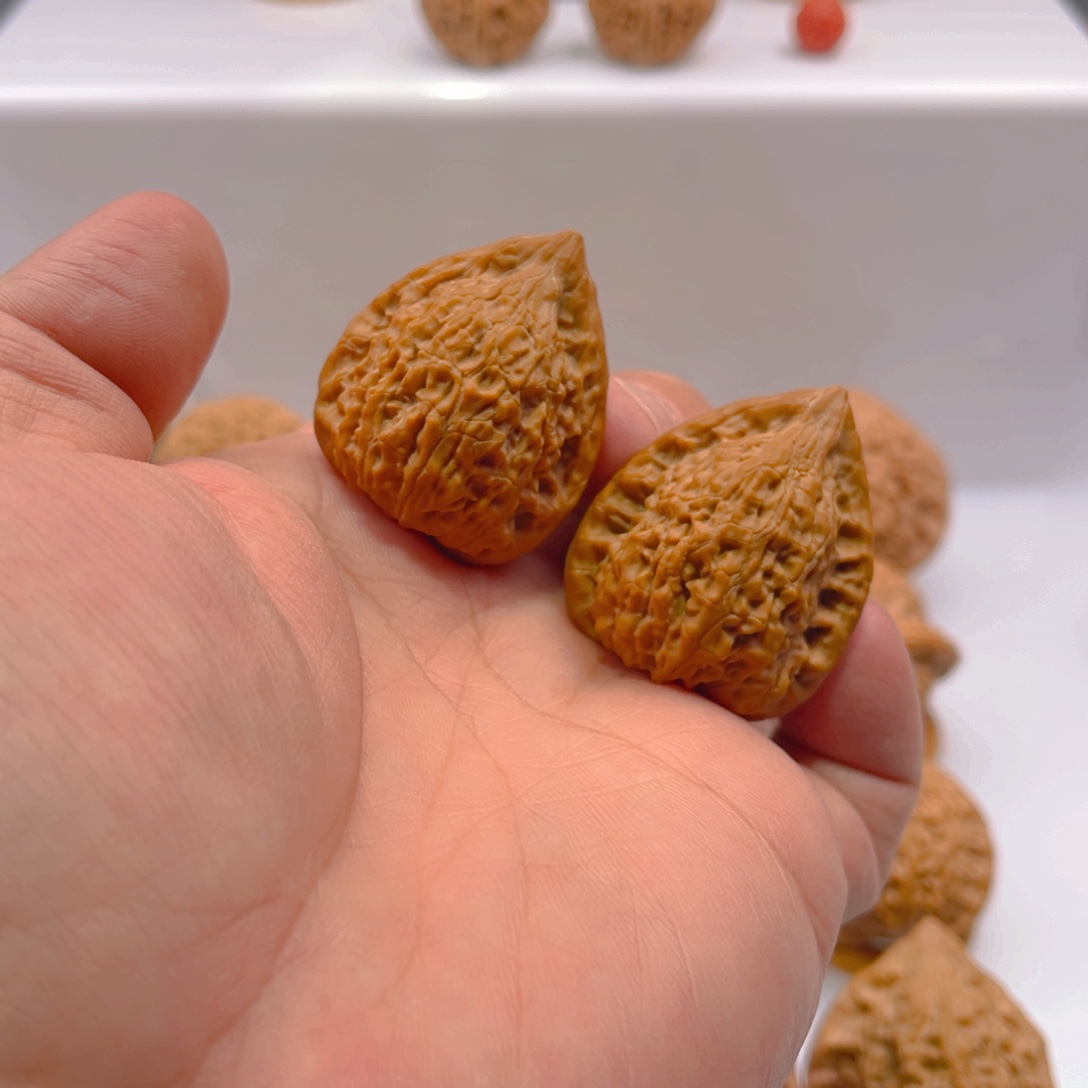 文玩核桃把件34mm全品头货蛇王一抹红（王炸福利）