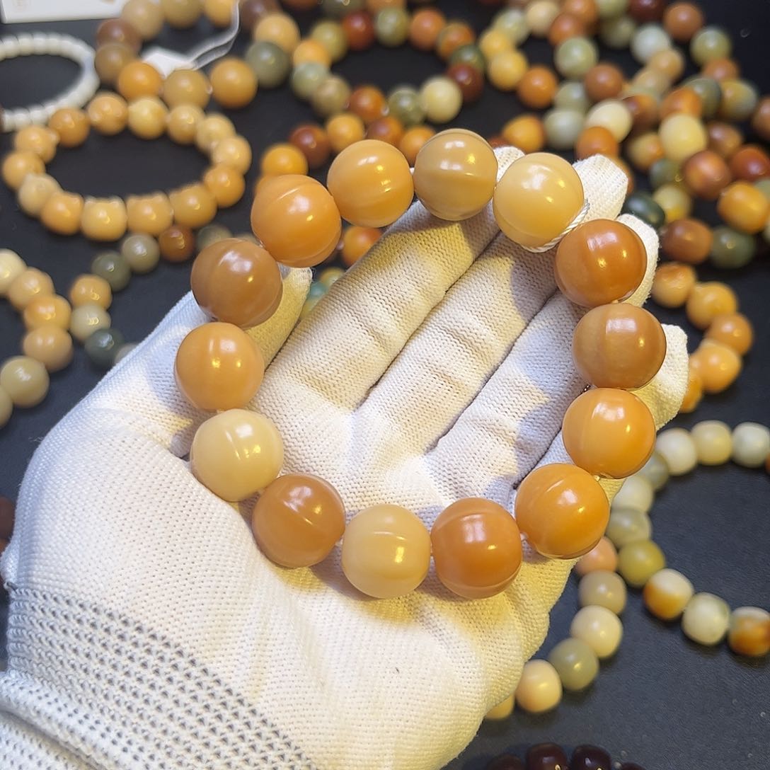 菩提根/象牙果吊坠奶咖鲨鱼背微瑕