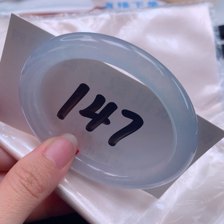 翡翠手镯（圆镯）未镶嵌冰透强推