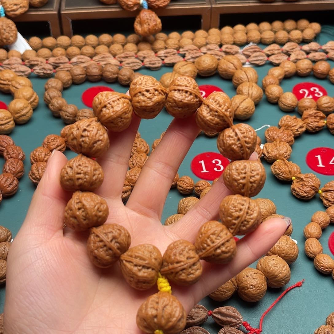 文玩核桃手串21尺寸爱心蛙