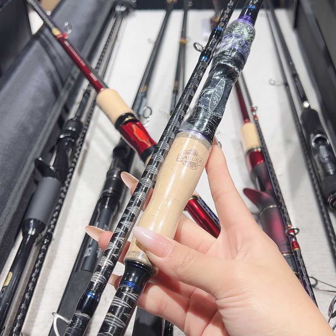 糊***）碳素2.4m精品路亚专用2.4xxh