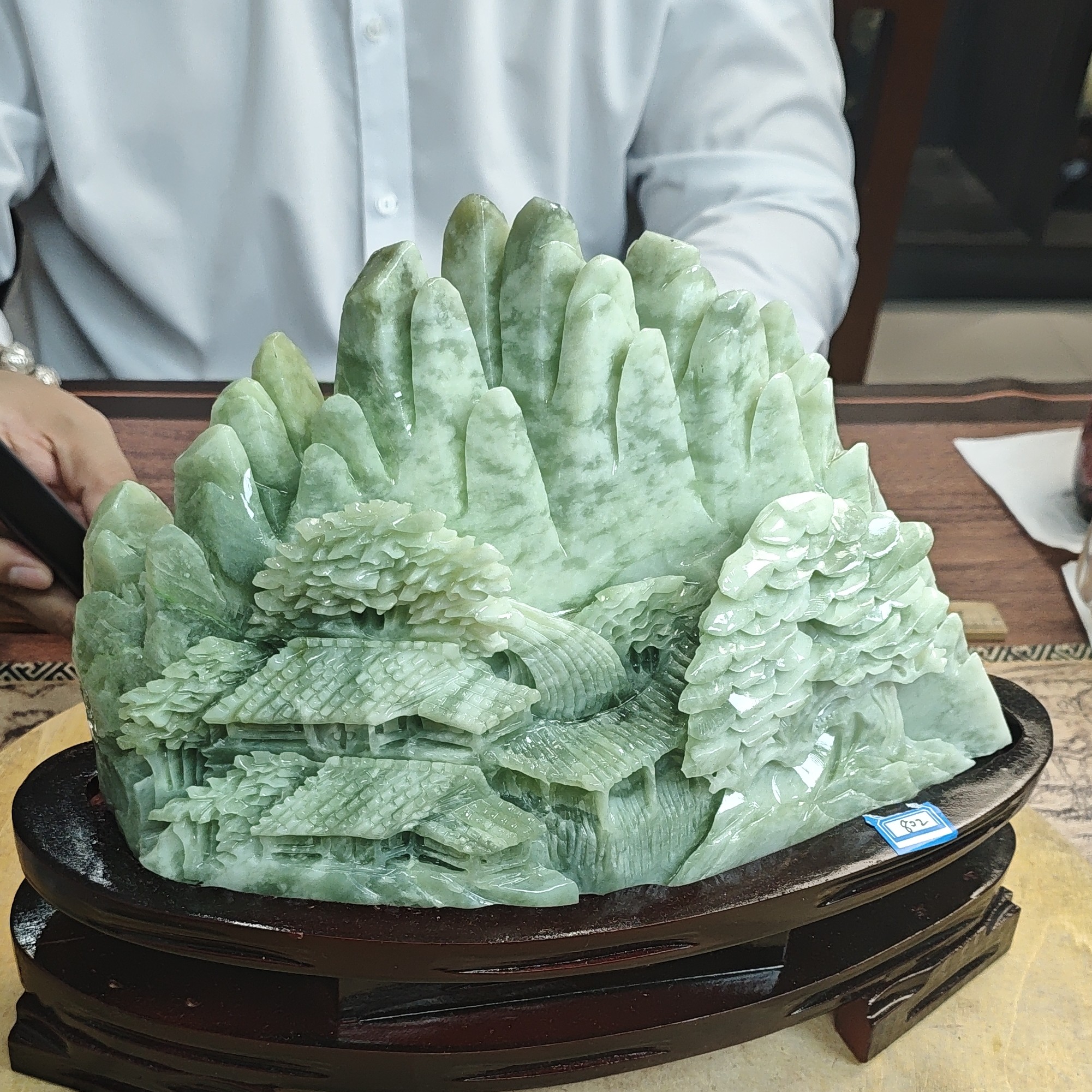 玉岫岩料手工雕刻摆件居家装饰送礼一物一图802