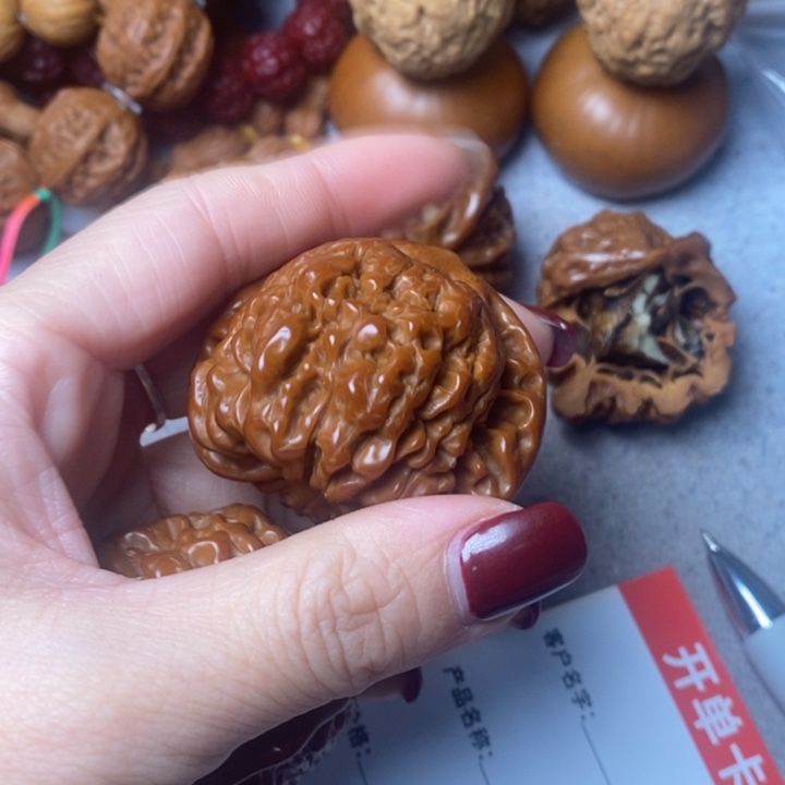 放***春文玩核桃吊坠官帽