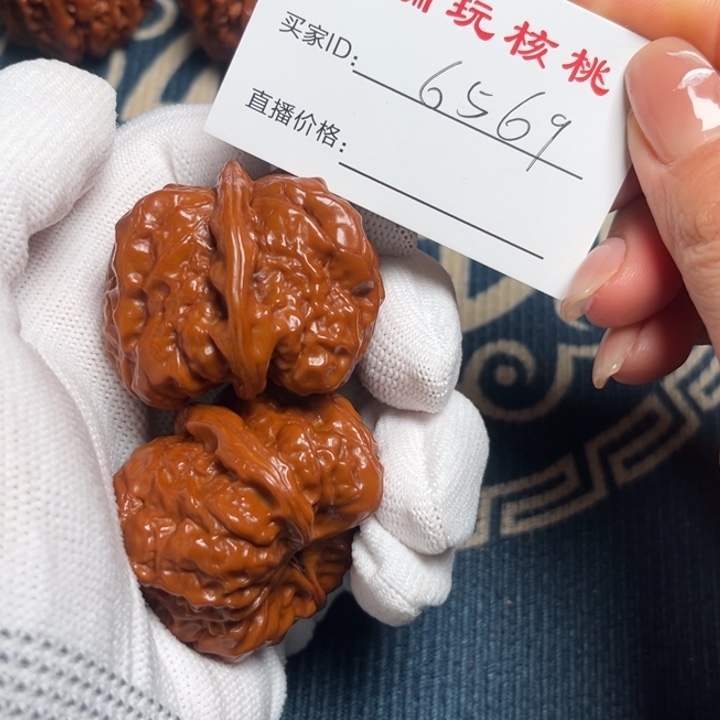 劳***工小洁玩核桃42蛤蟆6569