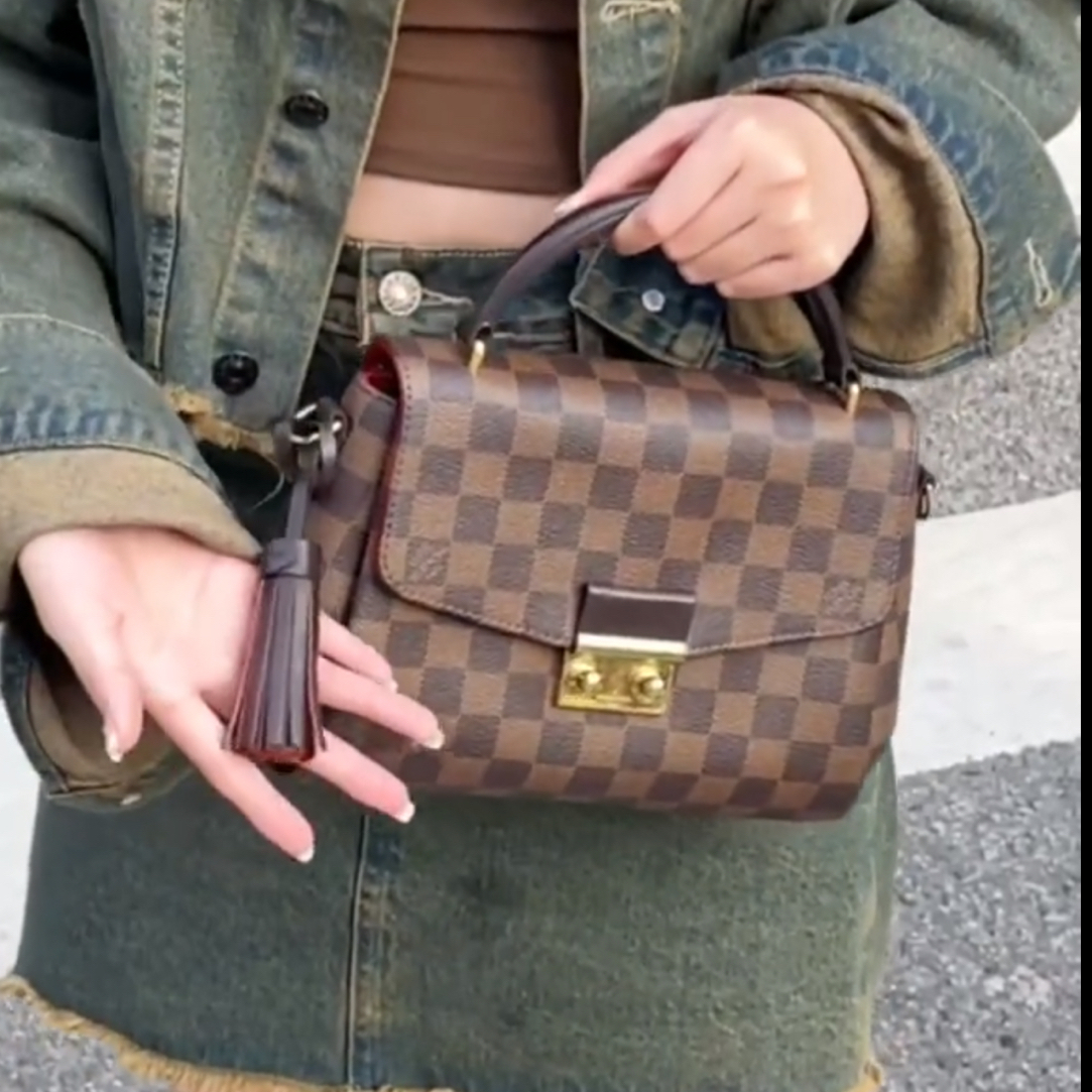 95新 LouisVuitton/路易威登 LV棋盘格流苏2457