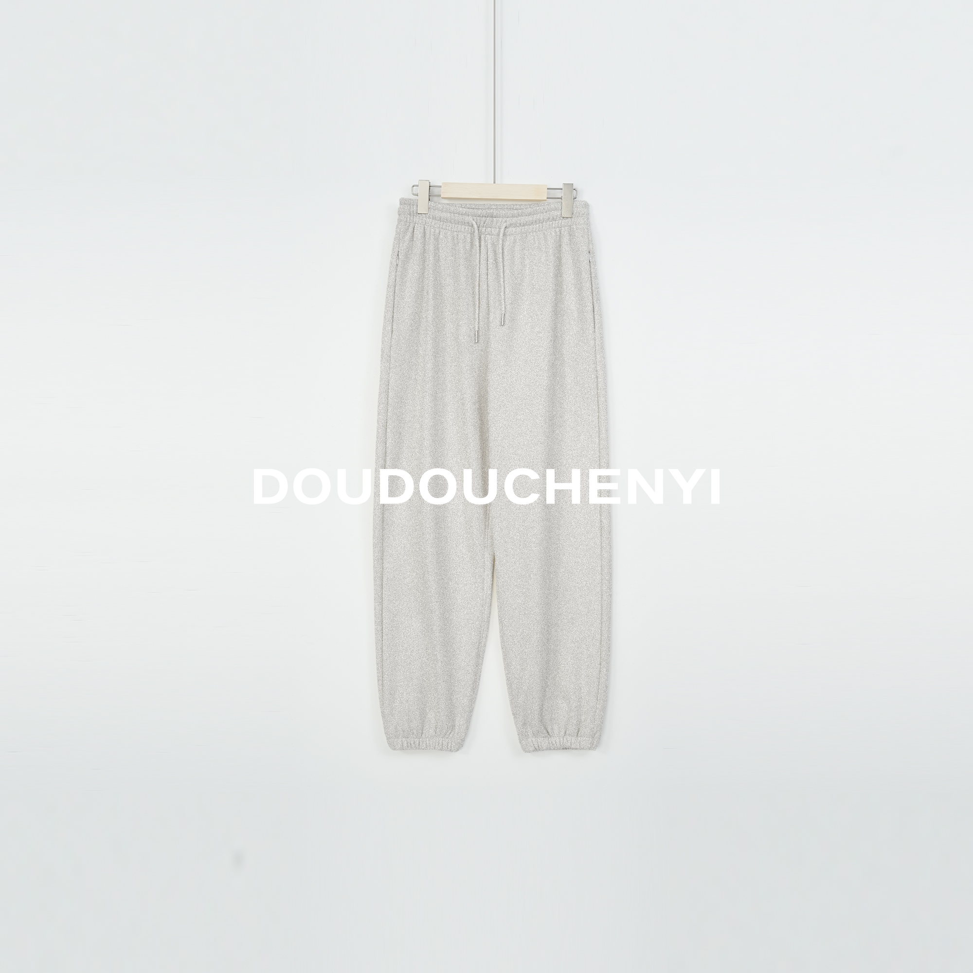  【DOUDOUCHENYI】抽绳卫裤运动舒适时尚-25388