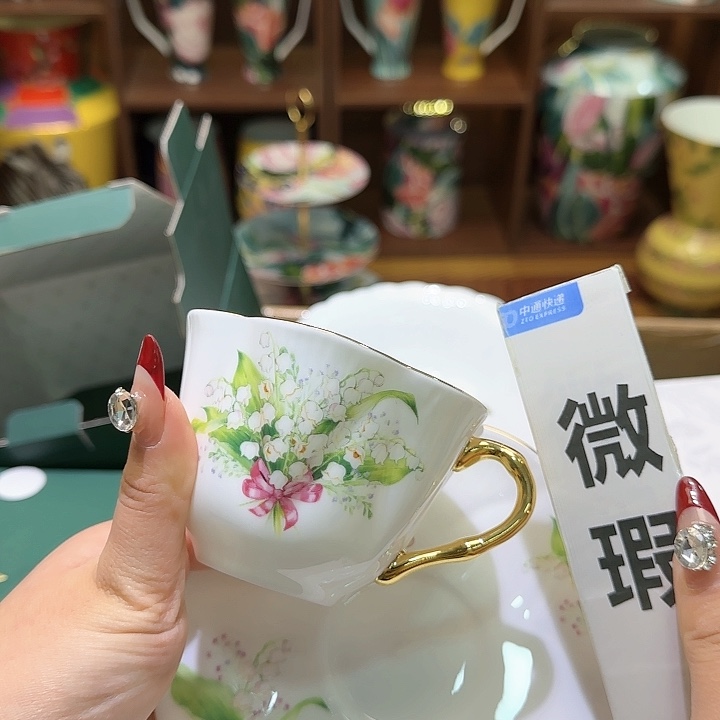 骨瓷实付满10包邮哈