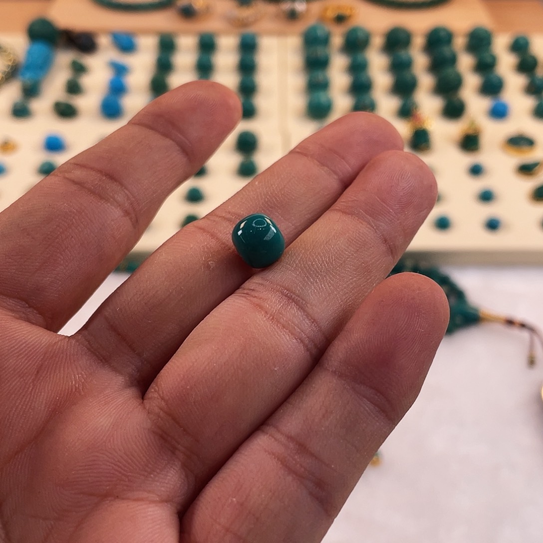 绿松石未镶嵌耳饰