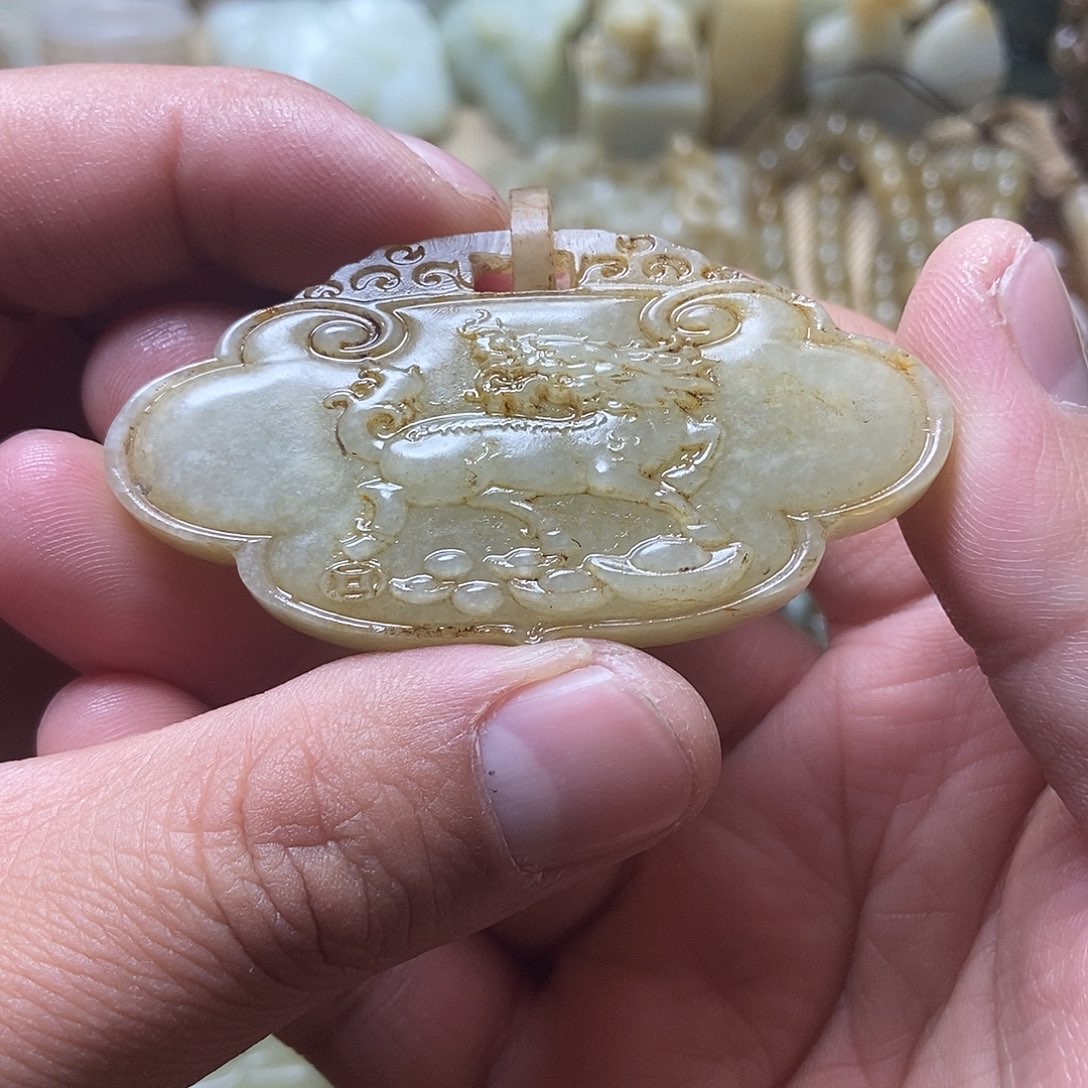 和田玉挂件未镶嵌