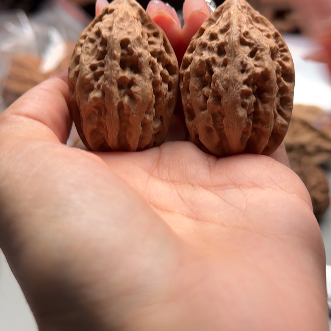 文玩核桃把件关东木子楸百核165