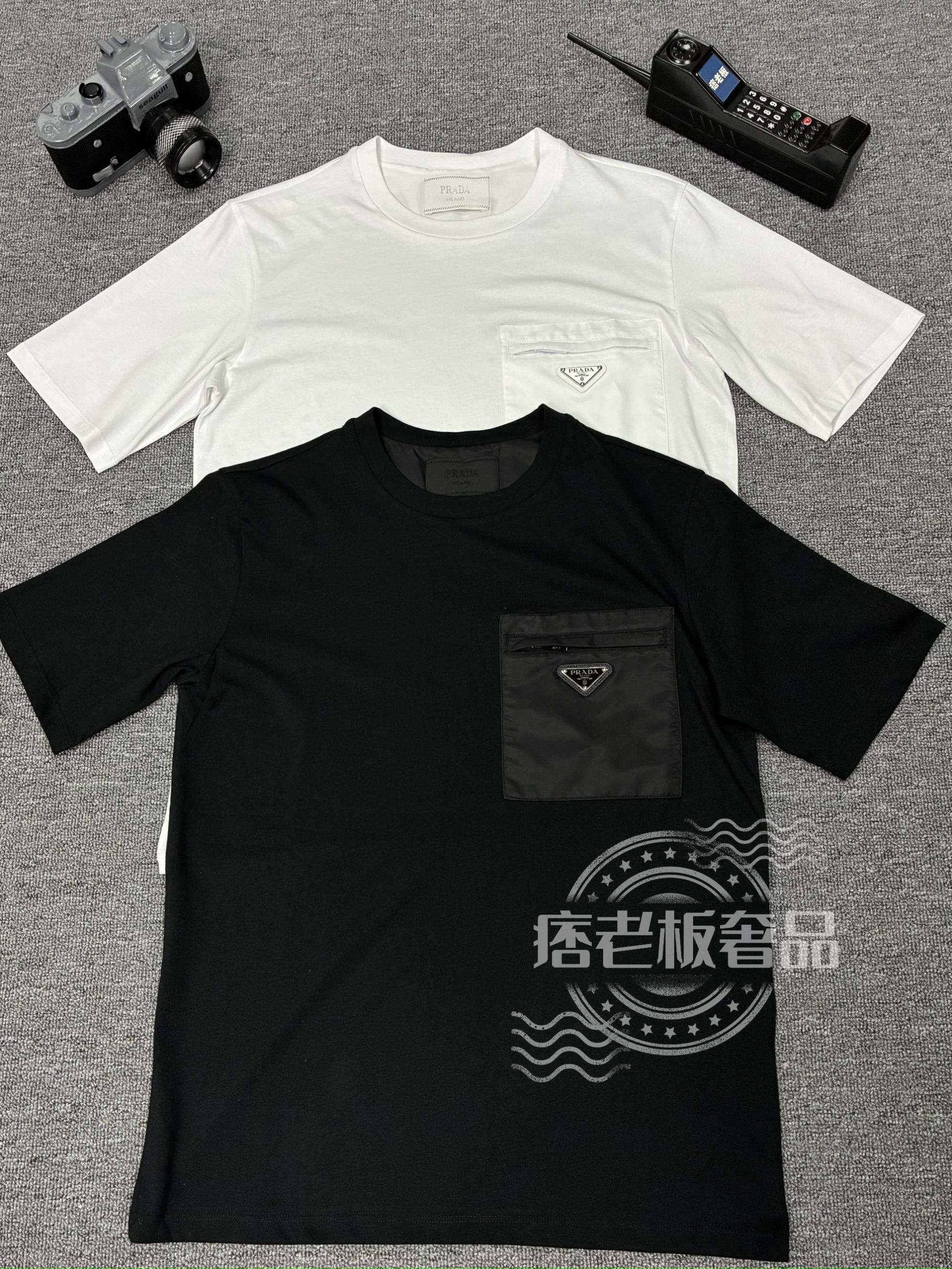未拆封 Prada/普拉达 口袋标短袖