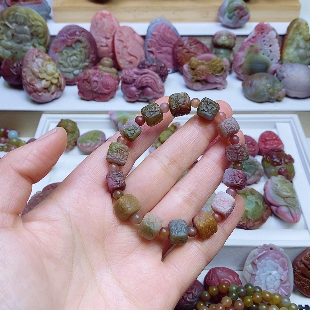 玛瑙/玉髓盐源玛瑙手链未镶嵌