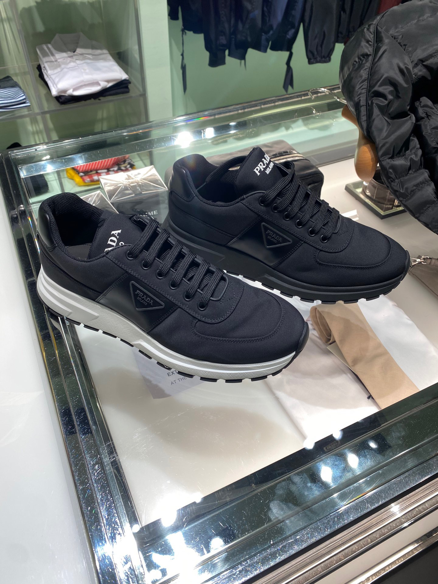 全新未使用 Prada/普拉达 男鞋 休闲鞋 三角标