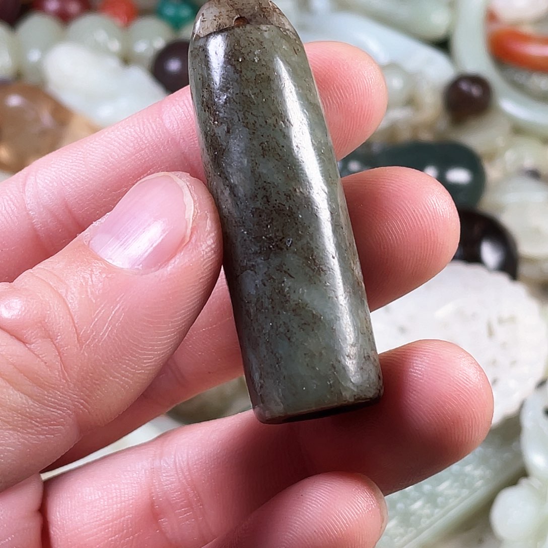 和田玉（糖玉）颈饰未镶嵌