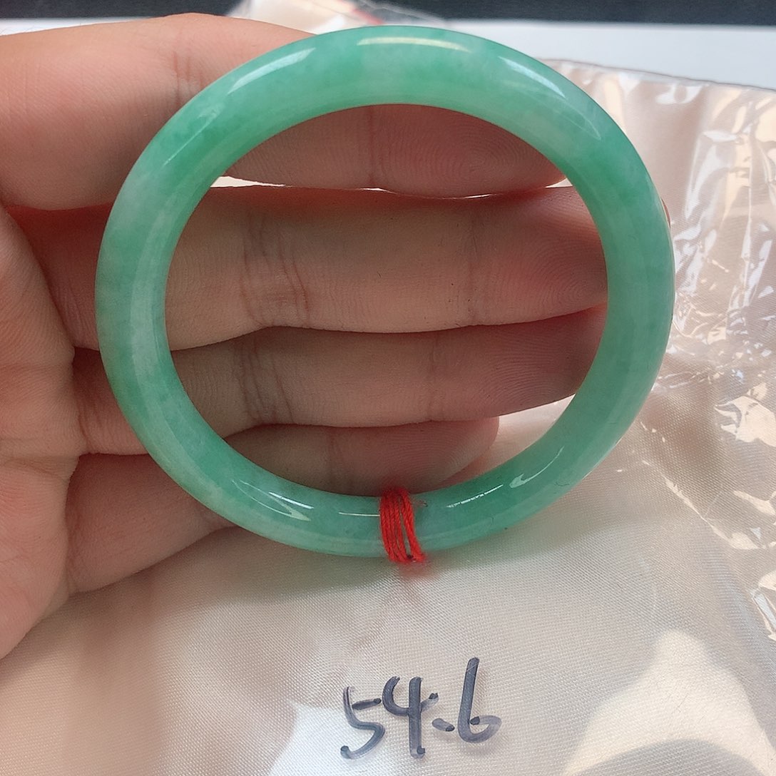 翡翠手镯（圆镯）未镶嵌313号