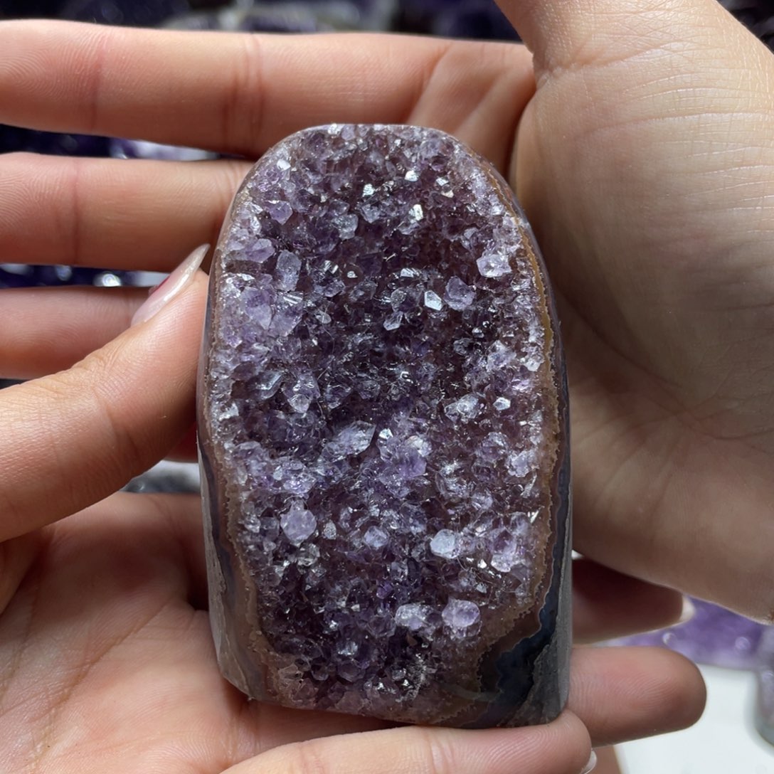 紫晶大型摆件（非配饰）未镶嵌