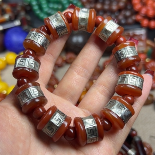 玛瑙/玉髓颈饰未镶嵌行****先