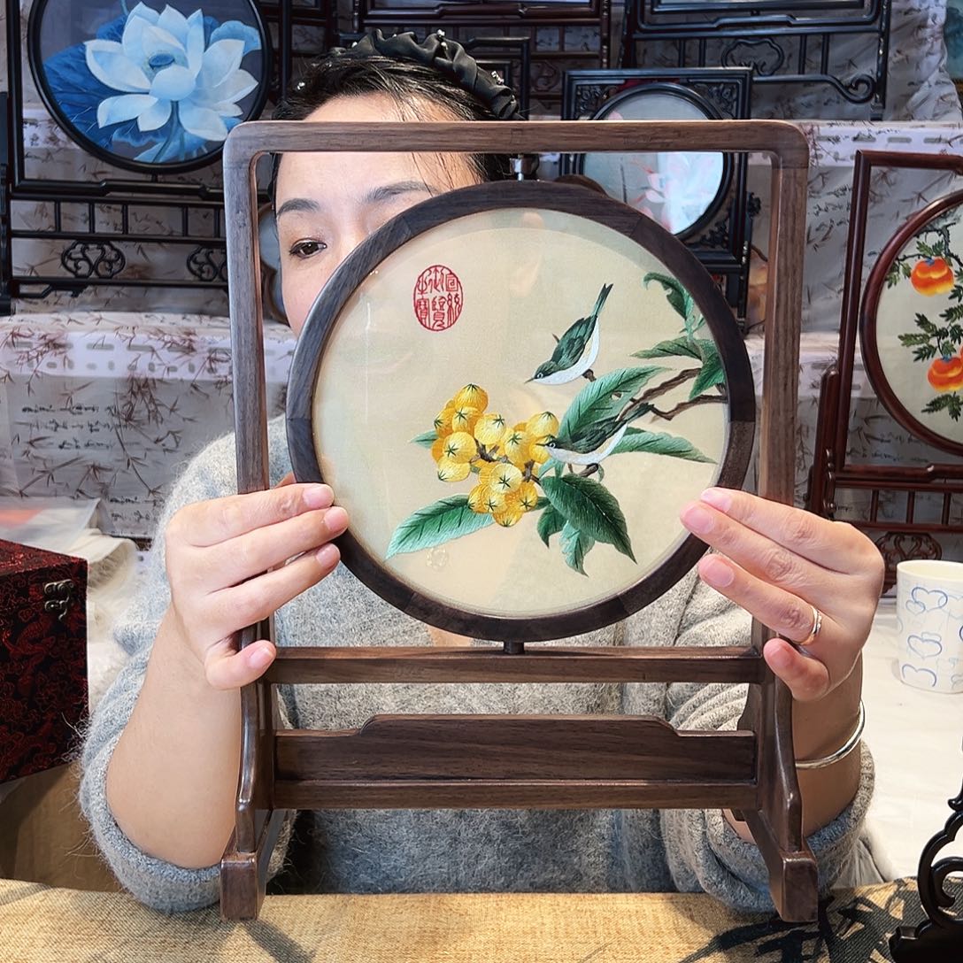 刺绣苏绣摆台胡桃木手工双面