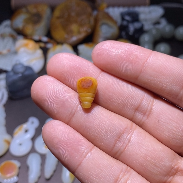 D***生和田玉未镶嵌挂件