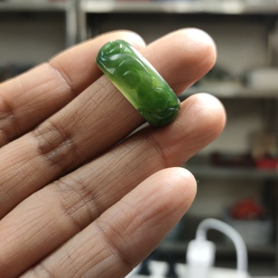 崔***妮和田玉未镶嵌戒指