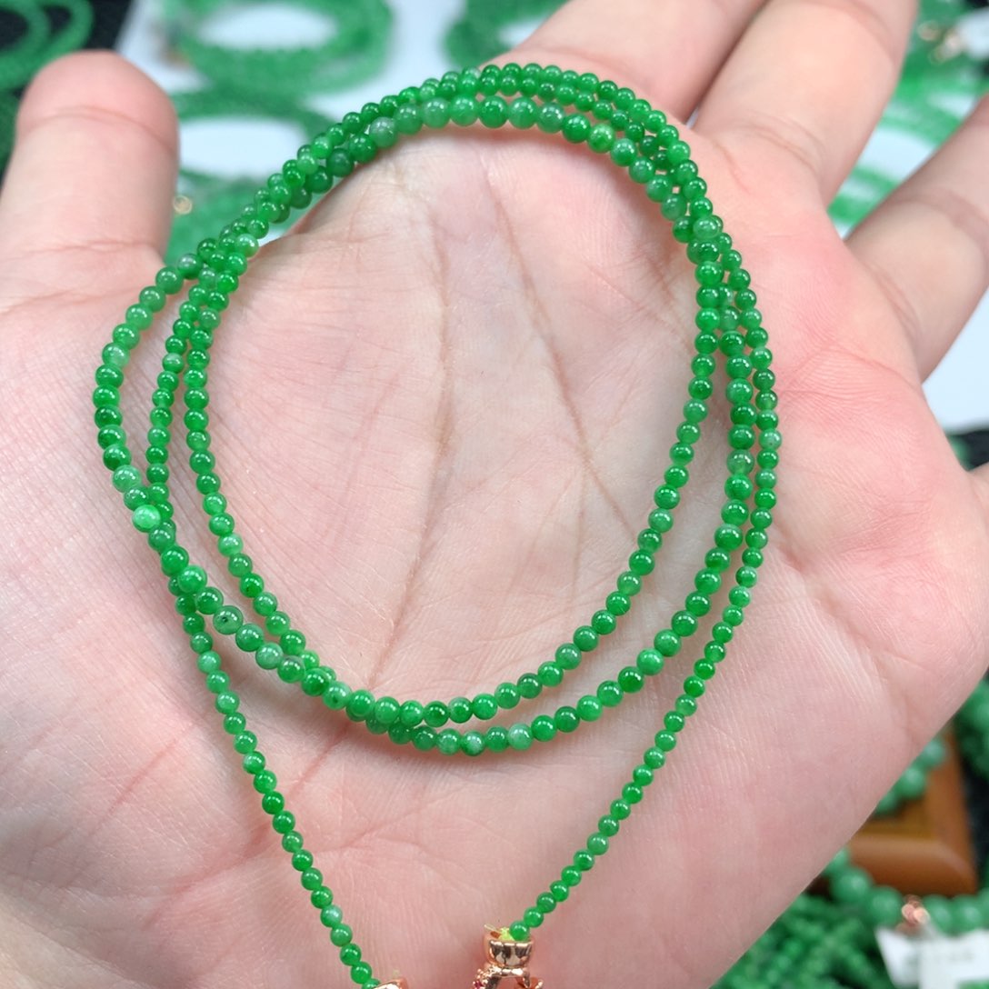 翡翠手链未镶嵌翡翠