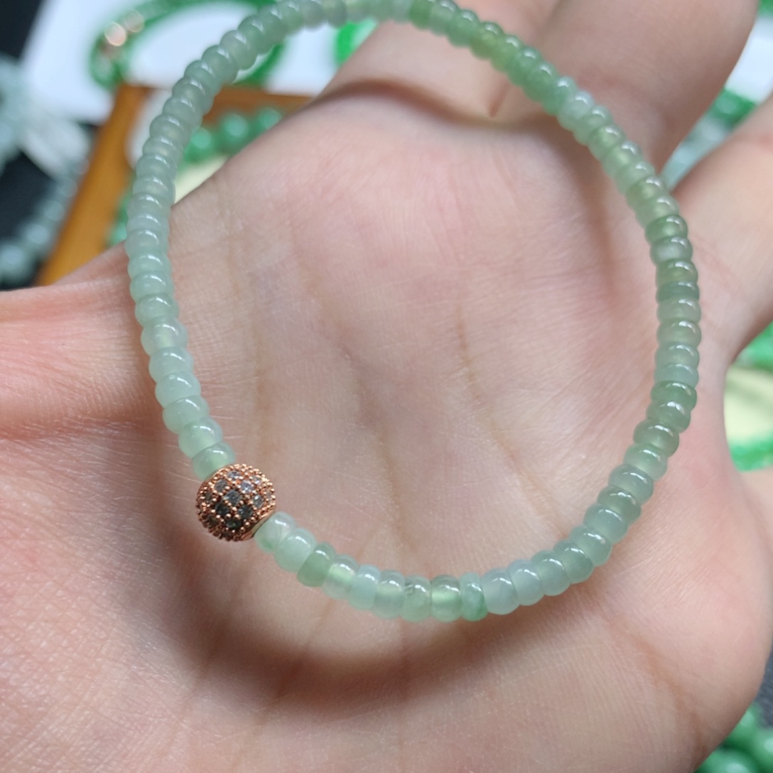 未镶嵌手链翡翠翡翠