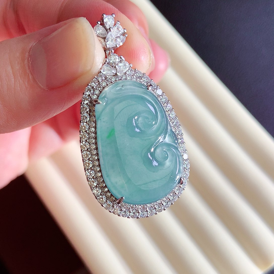 【闪购商品】翡翠颈饰未镶嵌天然